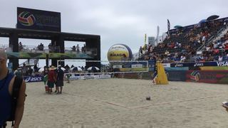 Priebe/Privett defeats Sparks/Van Winkle, 25-23